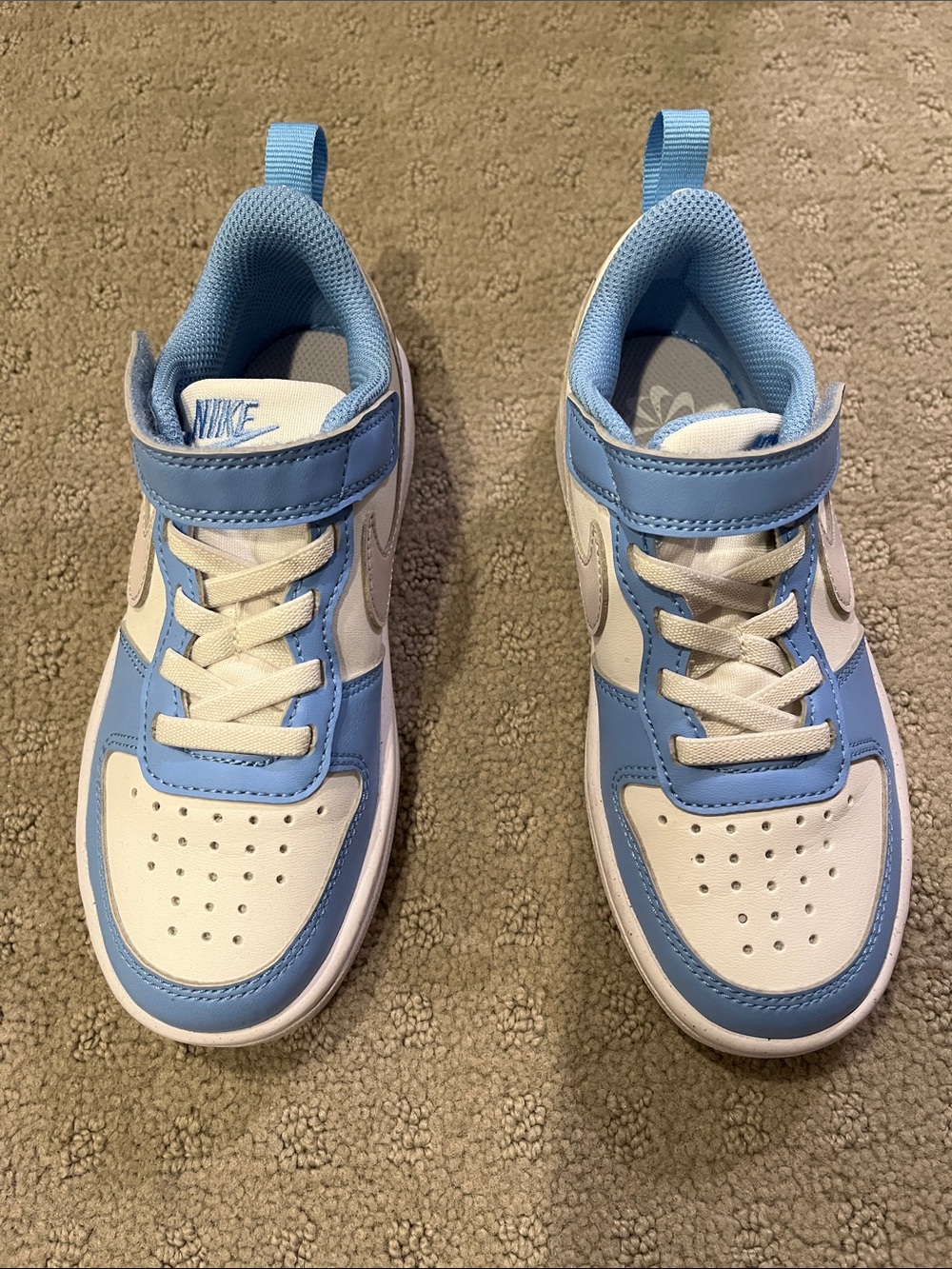 Brand new Nike Kids White and Light Blue Hook-and-Loop Sneakers